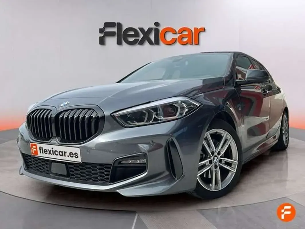 Usado BMW 118 150 CV (110 kW) 2020 Gris Utilitario