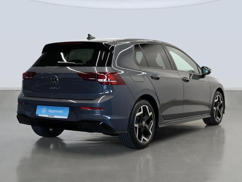 Usado VW Golf VIII R-line 150 CV (110 kW) 2025 Gris Berlina