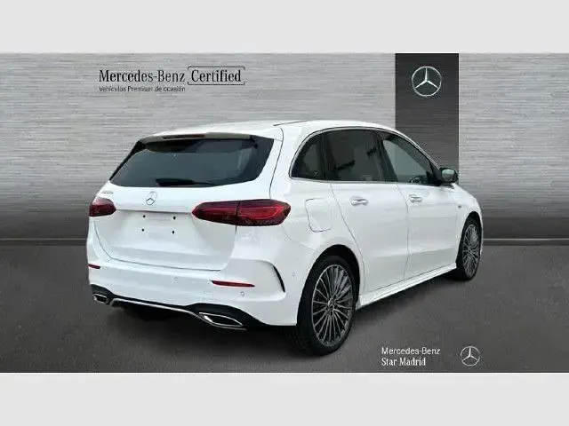 Usado Mercedes B250e 218 CV (160 kW) 2026 Blanco polar Utilitario