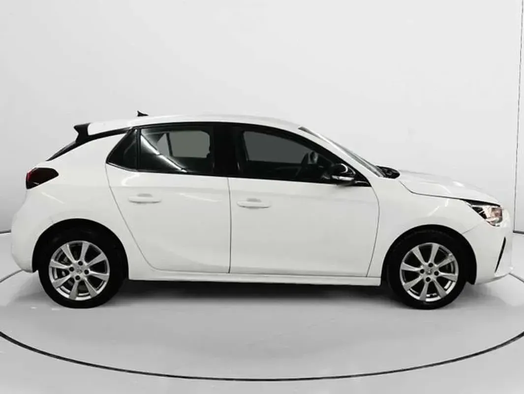 Usado Opel Corsa Edition 101 CV (74 kW) 2021 Blanco Utilitario