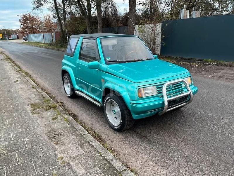 Usado Suzuki Vitara 96 CV (70 kW) 2002 Verde SUV