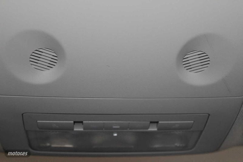 Usado Opel Meriva Excellence 110 CV (80 kW) 2014 Blanco Monovolumen