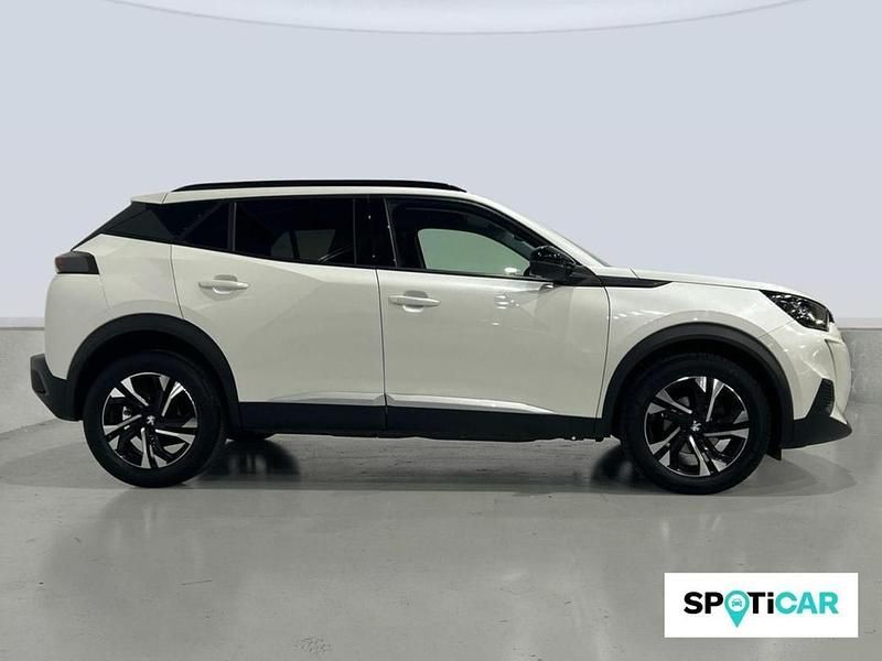 Usado Peugeot 2008 Allure 101 CV (74 kW) 2022 Blanco SUV
