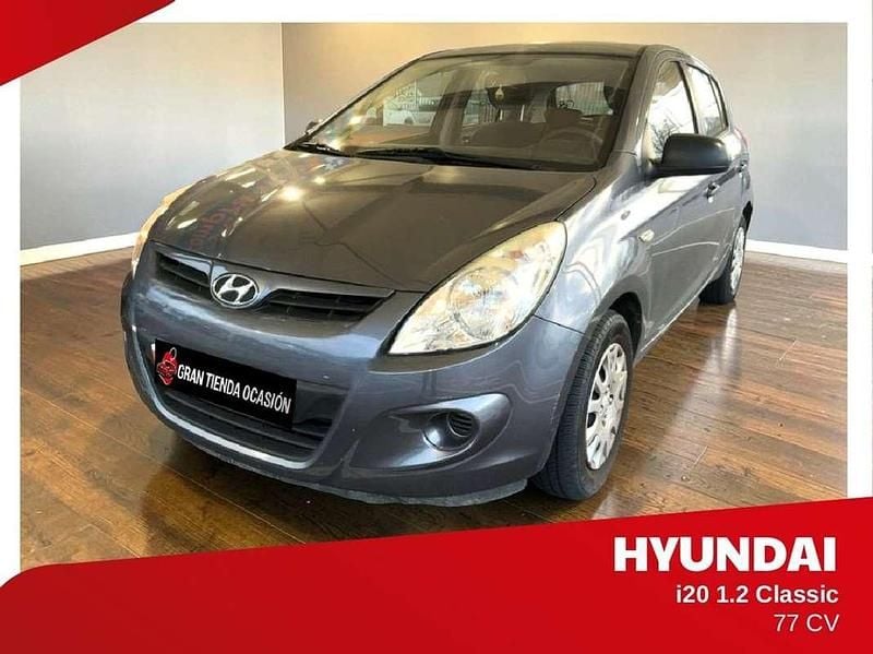 Usado Hyundai i20 Classic 77 CV (56 kW) 2010 Gris Utilitario