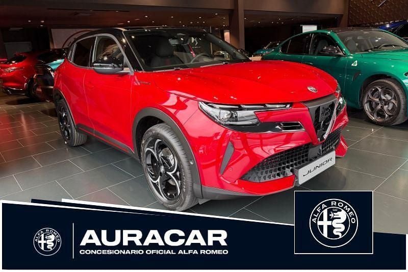 Nuevo Alfa Romeo Junior Edizione Speciale 145 CV (106 kW) 2025 Rojo SUV