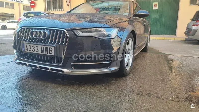 Usado Audi A6 Allroad Advanced 218 CV (160 kW) 2015 Marrón Familiar
