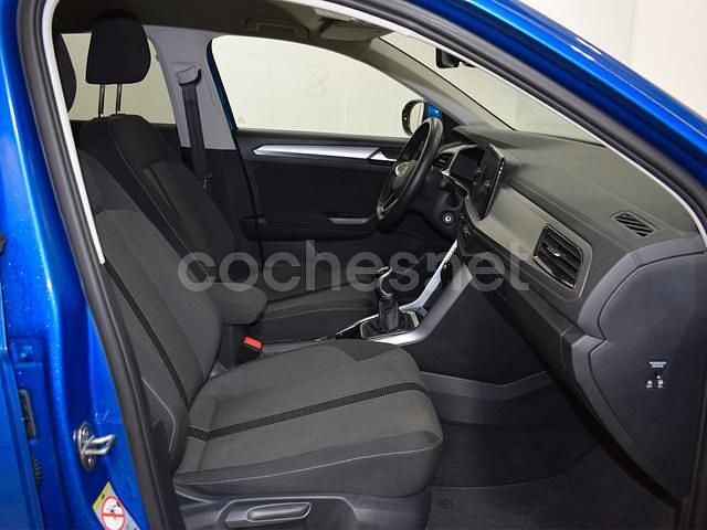 Usado VW T-Roc Life 115 CV (84 kW) 2024 Azul SUV
