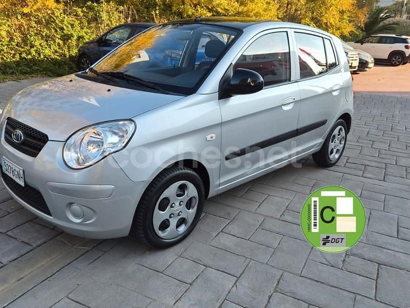 Gris / plata Usado 2009 Kia Picanto Utilitario | 4400 € (Precio justo) - Imagen 1/4