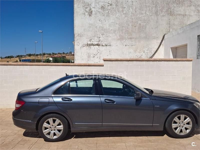 Gris / plata Usado 2008 Mercedes C200 Avantgarde Berlina | 5900 € (Precio justo) - Imagen 1/4