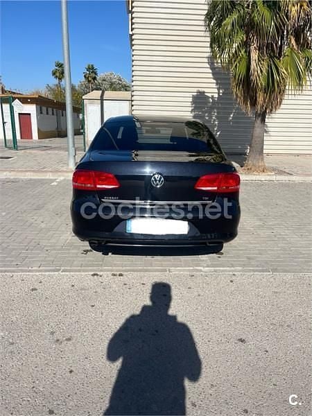 Usado VW Passat Advance 105 CV (77 kW) 2013 Negro Berlina