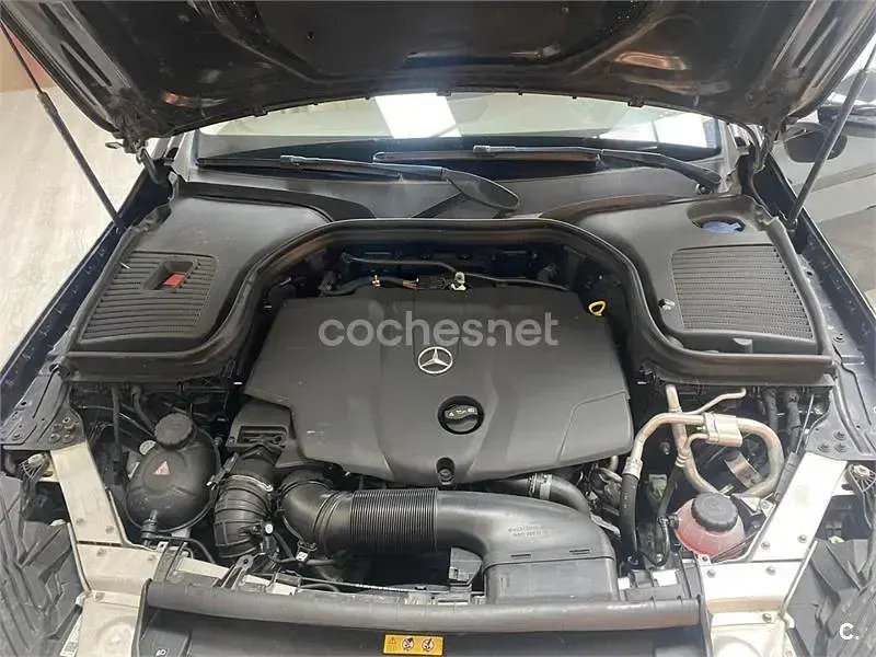 Usado Mercedes GLC250 AMG line 204 CV (150 kW) 2017 Negro SUV