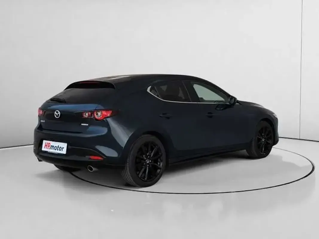 Usado Mazda 3 Homura-Line 150 CV (110 kW) 2024 Azul Utilitario