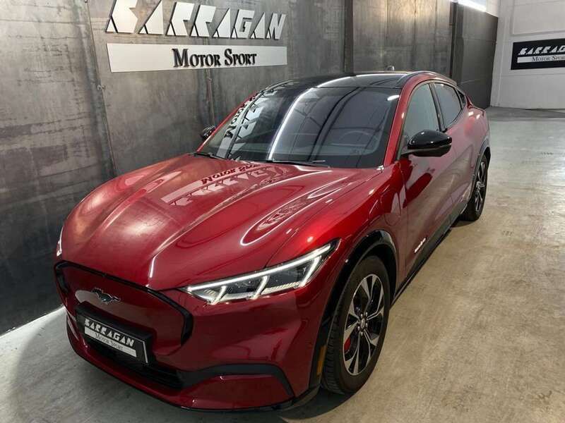 Rojo Usado 2021 Ford Mustang SUV | 55.700 € - Imagen 1/4