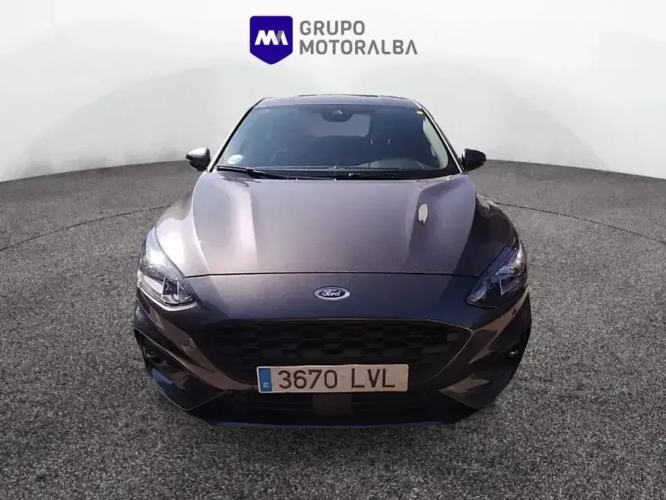 Usado Ford Focus ST-Line 125 CV (91 kW) 2021 Gris Berlina