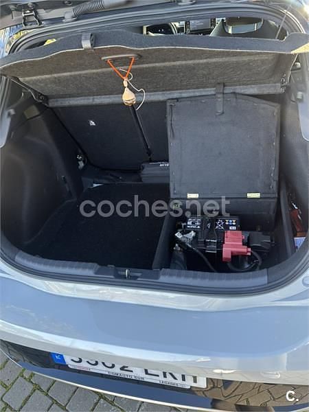 Usado Toyota Corolla 180 CV (132 kW) 2021 Gris / plata Berlina