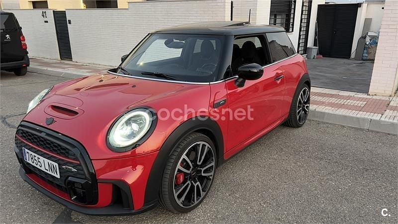 Usado Mini John Cooper Works 231 CV (169 kW) 2021 Rojo Utilitario