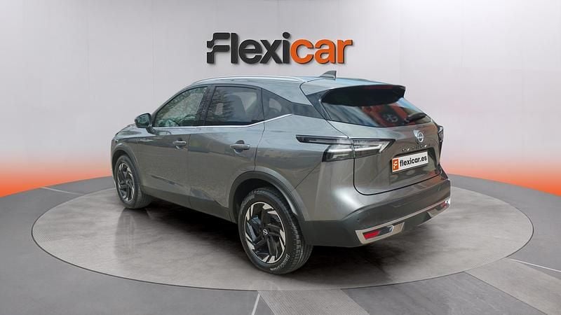 Begagnad Nissan Qashqai N-Connecta 158 HK (116 kW) 2025 Grå SUV