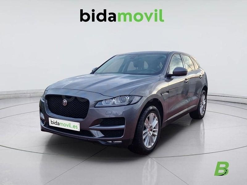 Usado Jaguar F-Pace Prestige 180 CV (132 kW) 2018 Gris / plata SUV