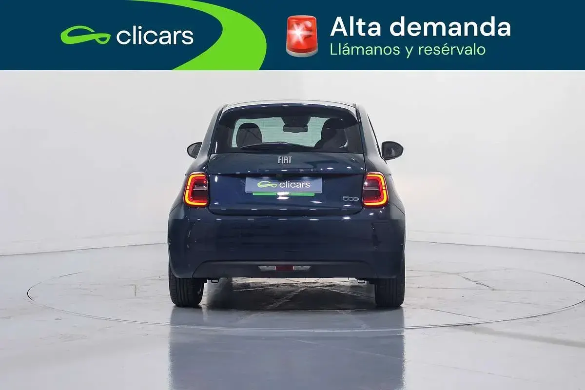 Usado Fiat 500e 86 kW (118 CV) 2023 Verde Utilitario