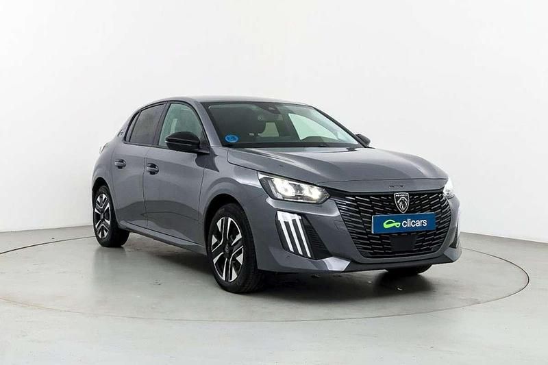Usado Peugeot e-208 Style 114 kW (156 CV) 2025 Gris Utilitario