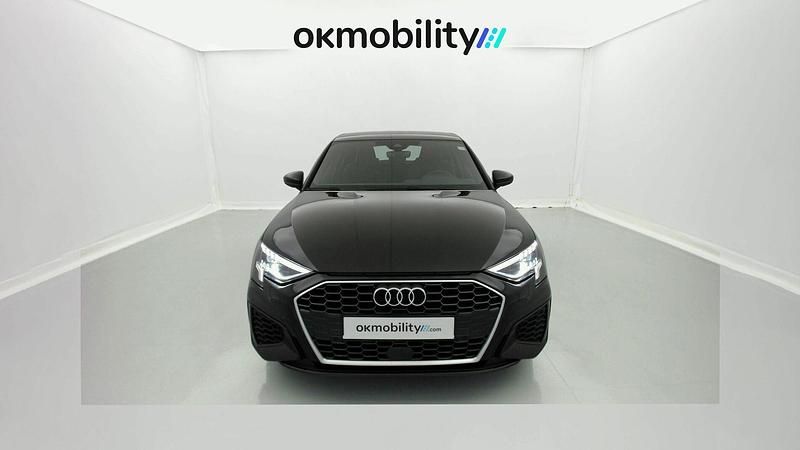 Usado Audi A3 Sportback S-Line 150 CV (110 kW) 2024 Mythosschwarz met. Utilitario