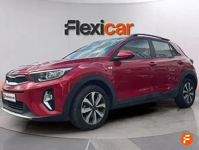 Usado Kia Stonic 84 CV (61 kW) 2022 Rojo SUV