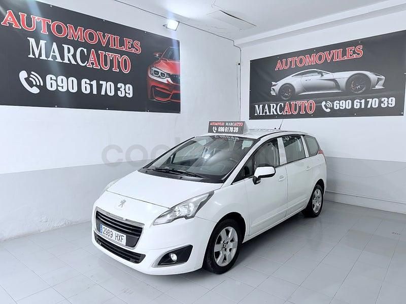 Usado Peugeot 5008 Active 115 CV (84 kW) 2014 Blanco Monovolumen