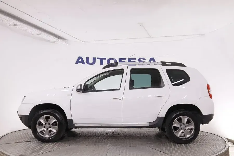 Usado Dacia Duster Ambiance 125 CV (91 kW) 2014 Blanco SUV