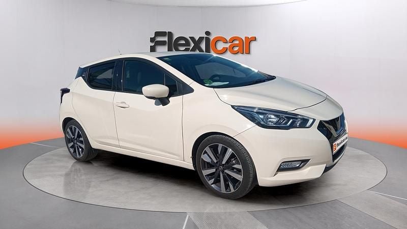 Usado Nissan Micra Tekna 117 CV (86 kW) 2020 Beige Utilitario
