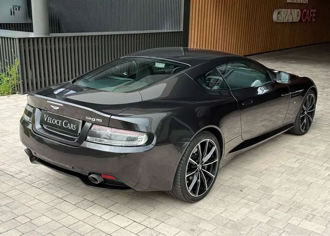 Usado Aston Martin DB9 517 CV (380 kW) 2013 Negro Coupe
