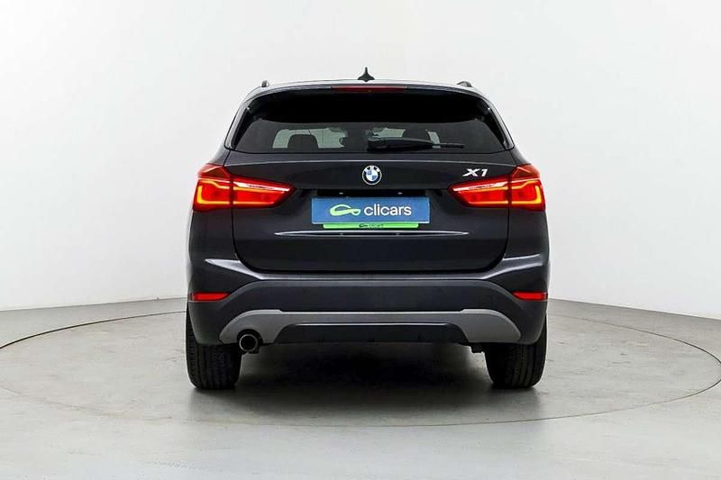 Usado BMW X1 150 CV (110 kW) 2017 Negro SUV