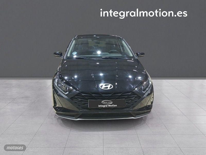 Usado Hyundai i20 84 CV (61 kW) 2023 Negro Utilitario