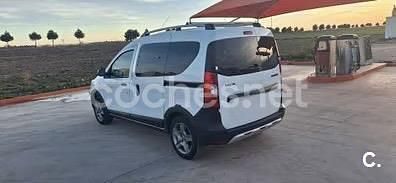 Usado Dacia Dokker Stepway 95 CV (69 kW) 2019 Blanco Monovolumen