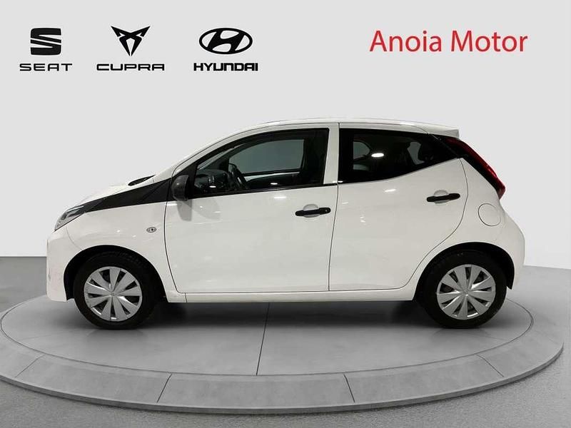 Usado Toyota Aygo X-play 72 CV (52 kW) 2019 Blanco Utilitario