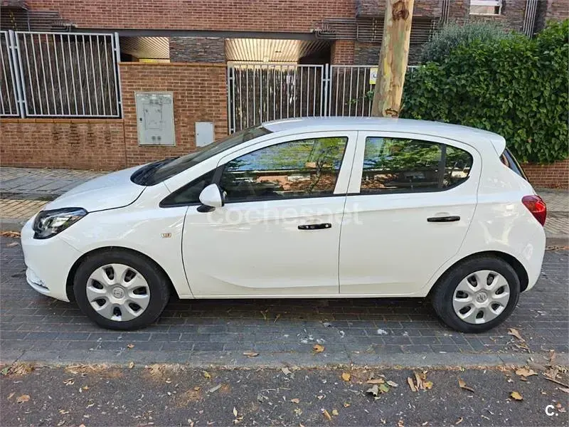Usado Opel Corsa Expression 75 CV (55 kW) 2018 Blanco Utilitario