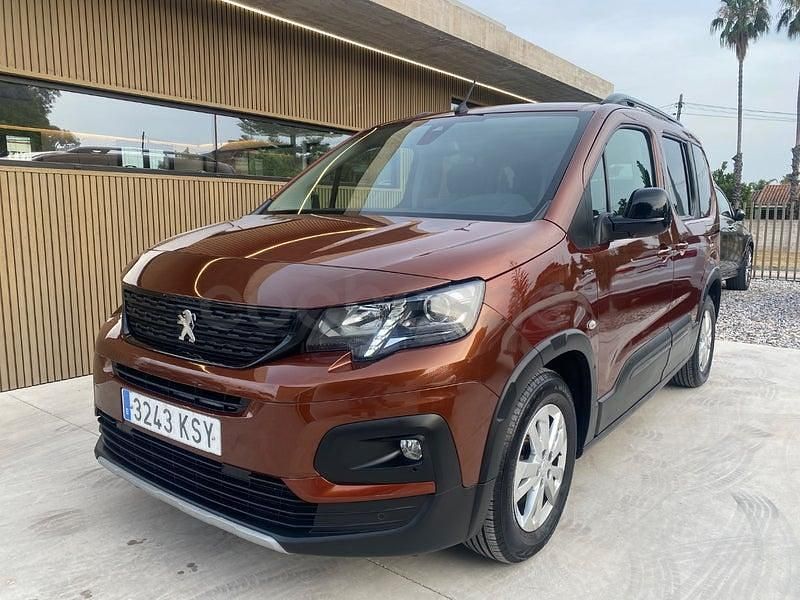 Usado Peugeot Rifter GT-line 130 CV (95 kW) 2019 Marrón Monovolumen