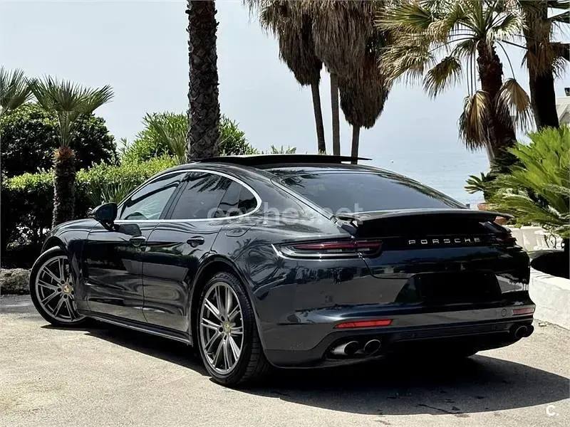 Usado Porsche Panamera 4 462 CV (339 kW) 2018 Gris / plata Utilitario