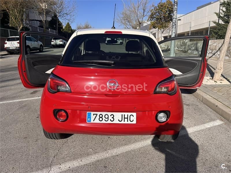 Usado Opel Adam Glam 87 CV (63 kW) 2015 Rojo Utilitario
