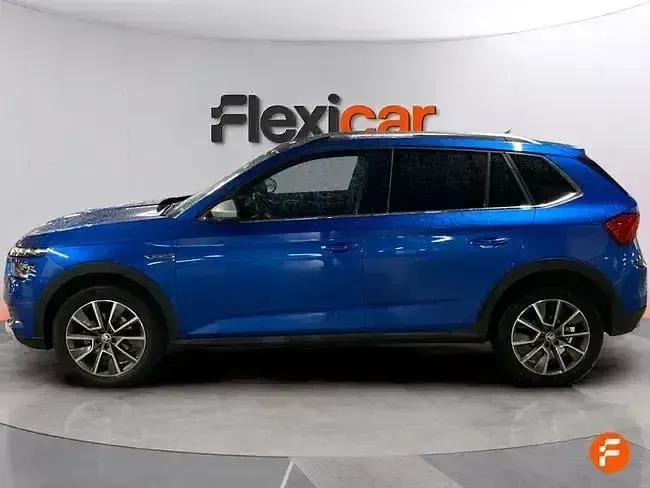 Usado Skoda Kamiq 150 CV (110 kW) 2022 Azul SUV