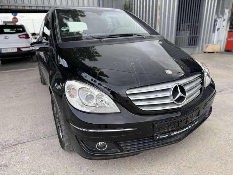 Negro Usado 2005 Mercedes B200 Monovolumen | 6350 € (Precio justo) - Imagen 1/4