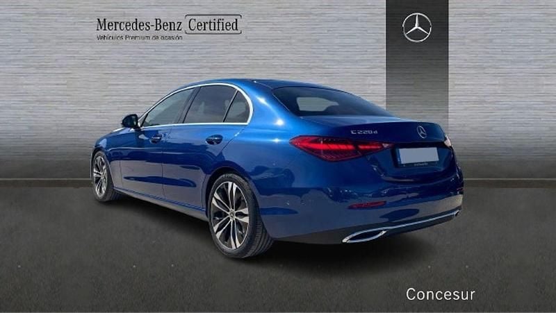Usado Mercedes C220 194 HP (142 kW) 2021 Azul Sedan