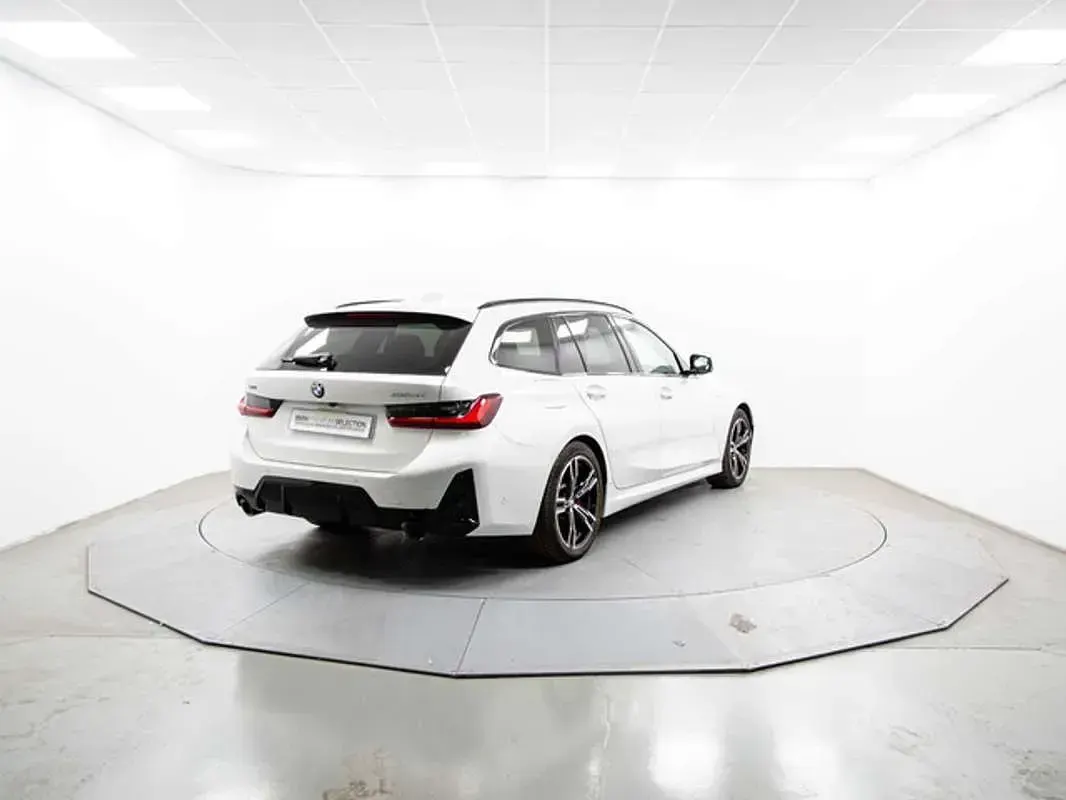 Usado BMW 320 Comfort Edition 190 CV (139 kW) 2025 Blanco Familiar