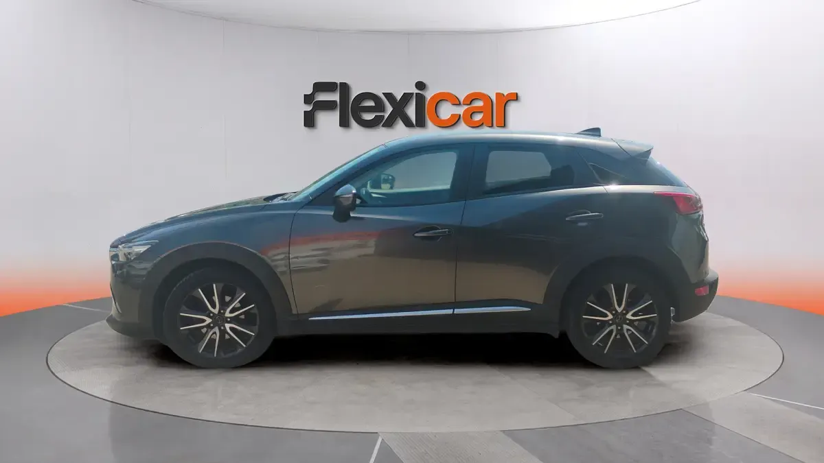 Usado Mazda CX-3 121 CV (88 kW) 2018 Gris SUV
