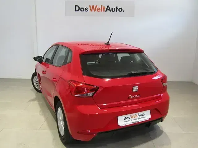 Usado Seat Ibiza Reference 80 HP (58 kW) 2023 Vermelho Citadino