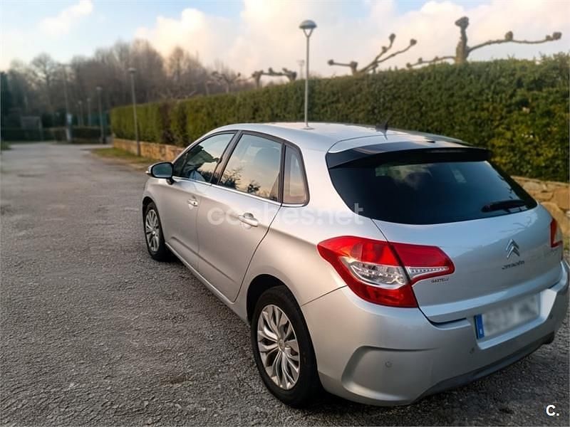 Usado Citroën C4 Seduction 92 CV (67 kW) 2013 Gris / plata Berlina