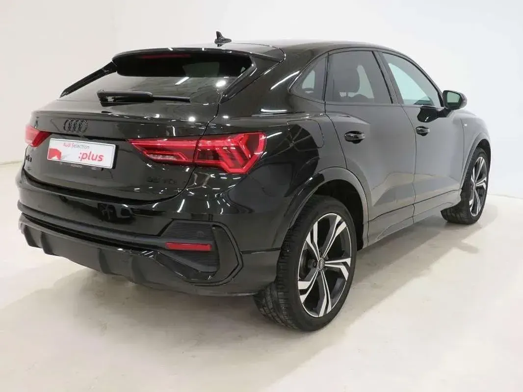 Usado Audi Q3 Sportback 150 CV (110 kW) 2025 Negro SUV