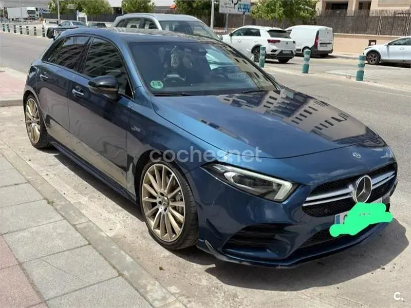 Usado Mercedes A35 AMG 306 CV (225 kW) 2019 Azul Berlina