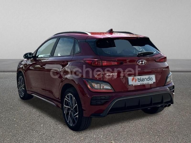 Usado Hyundai Kona N Line 120 CV (88 kW) 2023 Rojo SUV