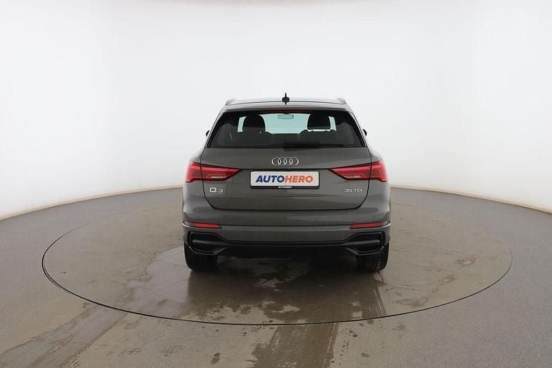 Usado Audi Q3 S-Line 150 CV (110 kW) 2022 Gris SUV