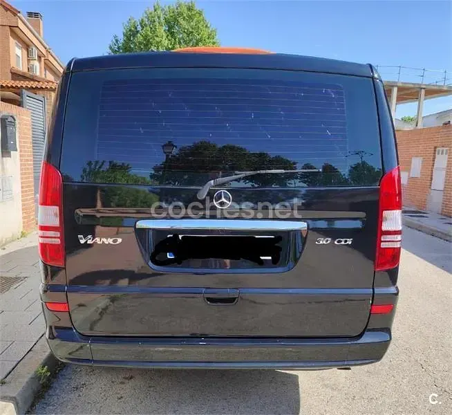 Usado Mercedes Viano 224 CV (164 kW) 2012 Negro Monovolumen